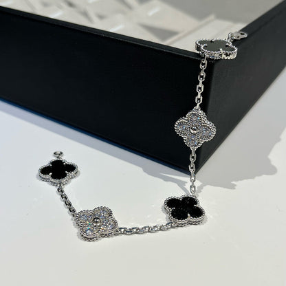 [ORA] CLOVER 5 MOTIF ONYXS BRACELET COLLECTION