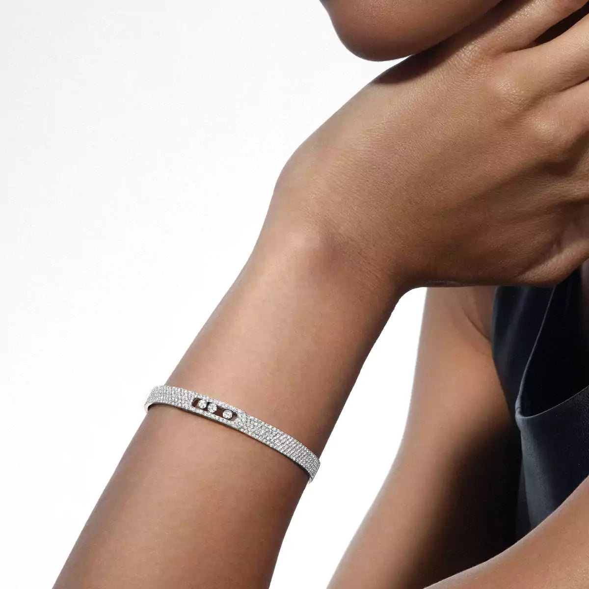 [ORA]Move Noa Full Pav¨¦ Diamond Bangle Bracelet