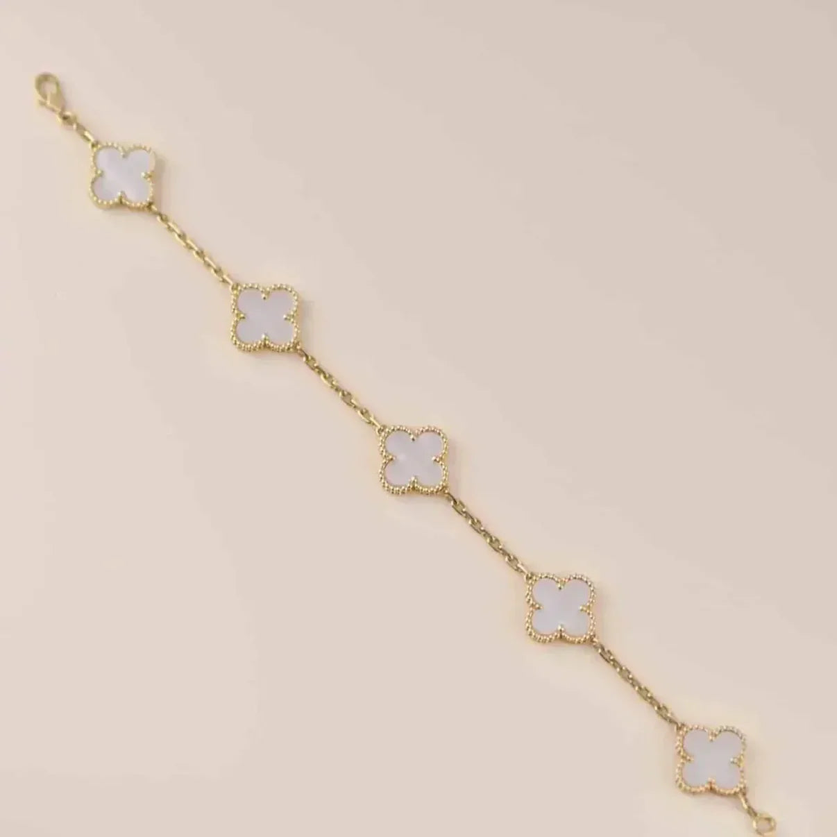 [ORA]CLOVER WHITE PEARL MOP 5 MOTIF BRACELET COLLECTION