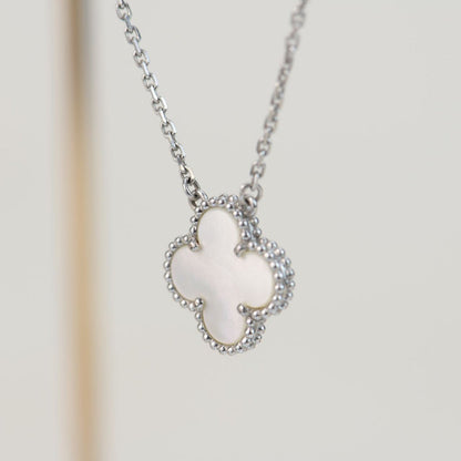 [ORA]CLOVER  15MM WHITE MOTHER-OF-PEARL SILVER