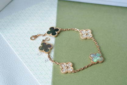 [ORA] CLOVER 5 MOTIF GRAY MOP BRACELET COLLECTION