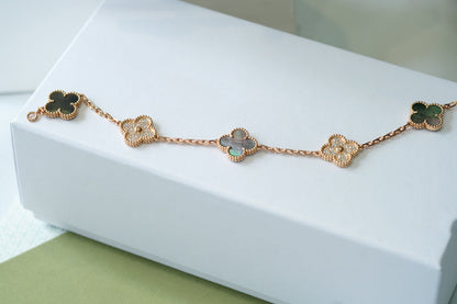 [ORA] CLOVER 5 MOTIF GRAY MOP BRACELET COLLECTION