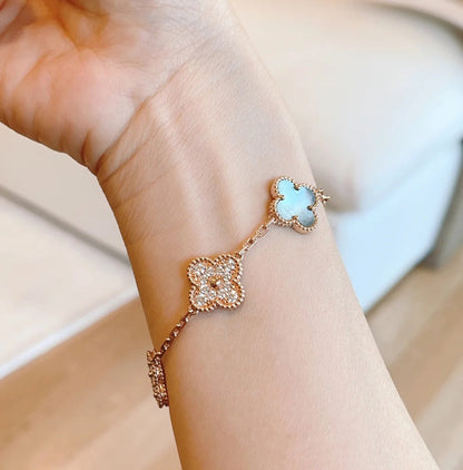 [ORA] CLOVER 5 MOTIF GRAY MOP BRACELET COLLECTION
