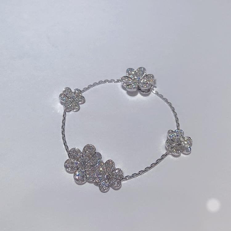 [ORA]FRIVOLE SILVER 5 FLOWERS BRACELET