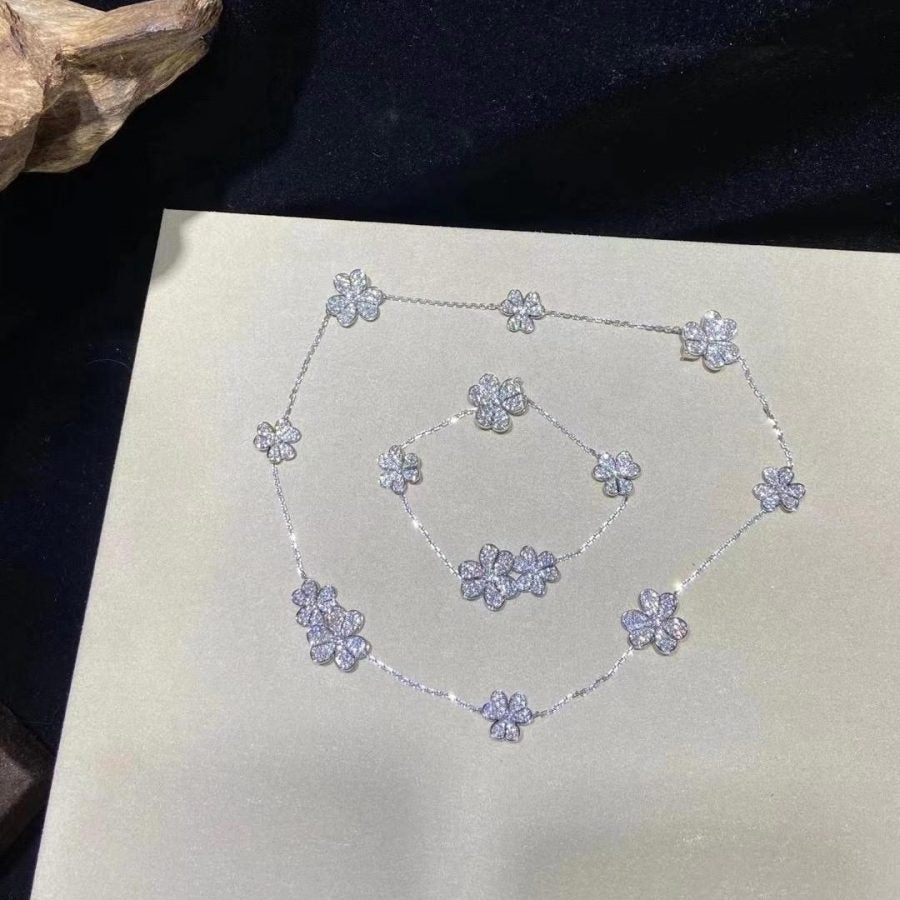 [ORA]FRIVOLE SILVER 5 FLOWERS BRACELET