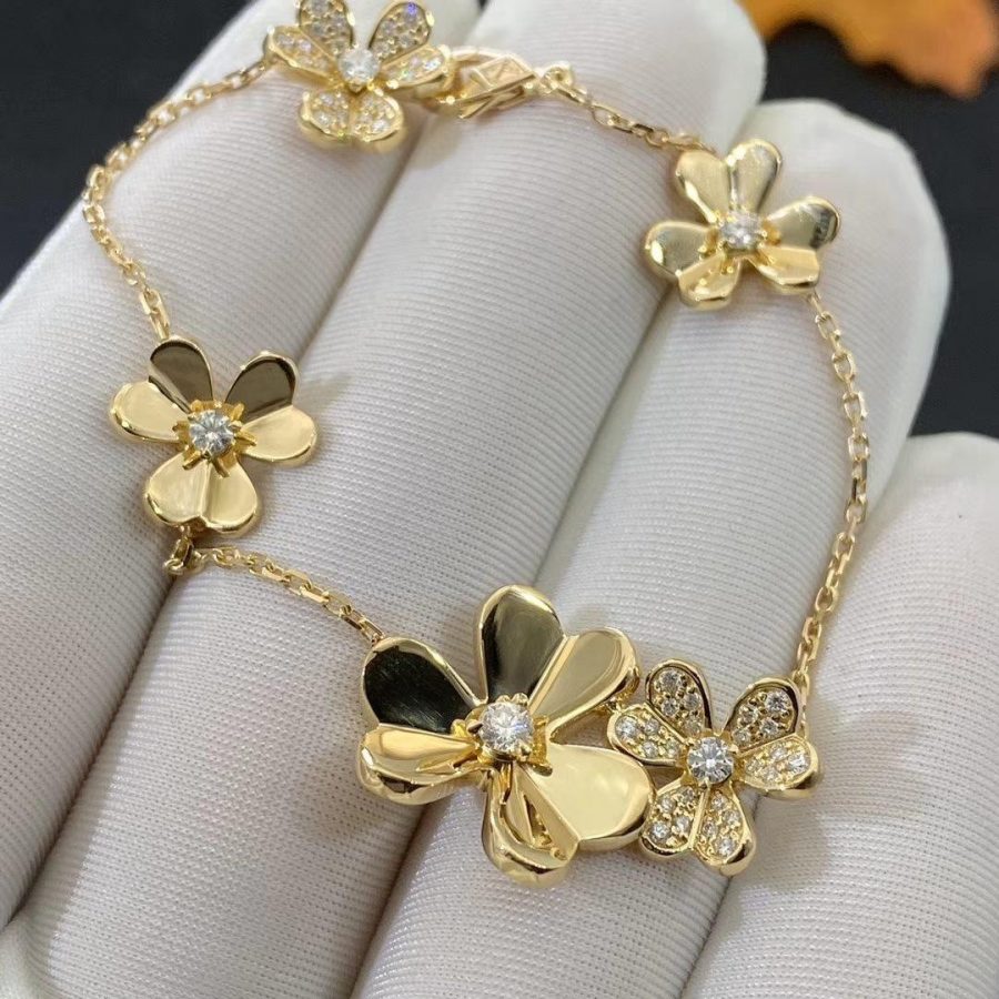 [ORA]FRIVOLE GOLD 5 FLOWERS BRACELET