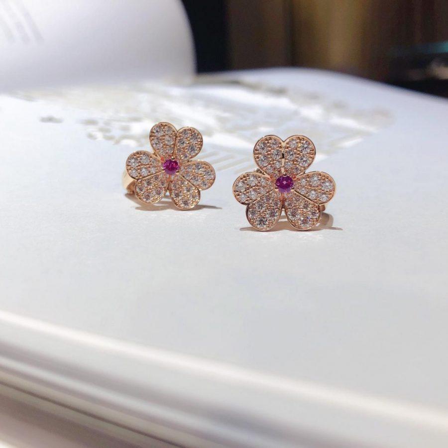 [ORA]FRIVOLE PINK GOLD FLOWER DIAMOND EARRINGS