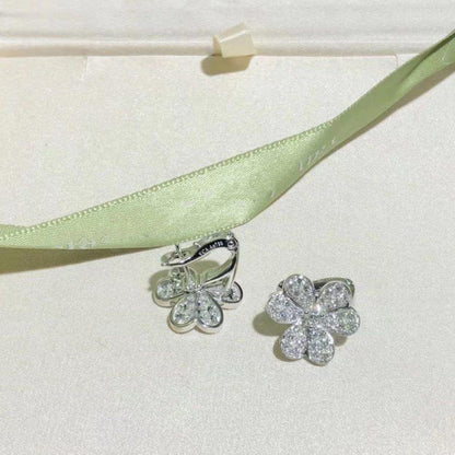 [ORA]FRIVOLE SILVER FLOWER DIAMOND EARRINGS