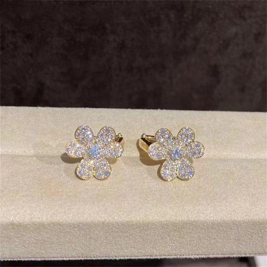 [ORA]FRIVOLE GOLD FLOWER DIAMOND EARRINGS