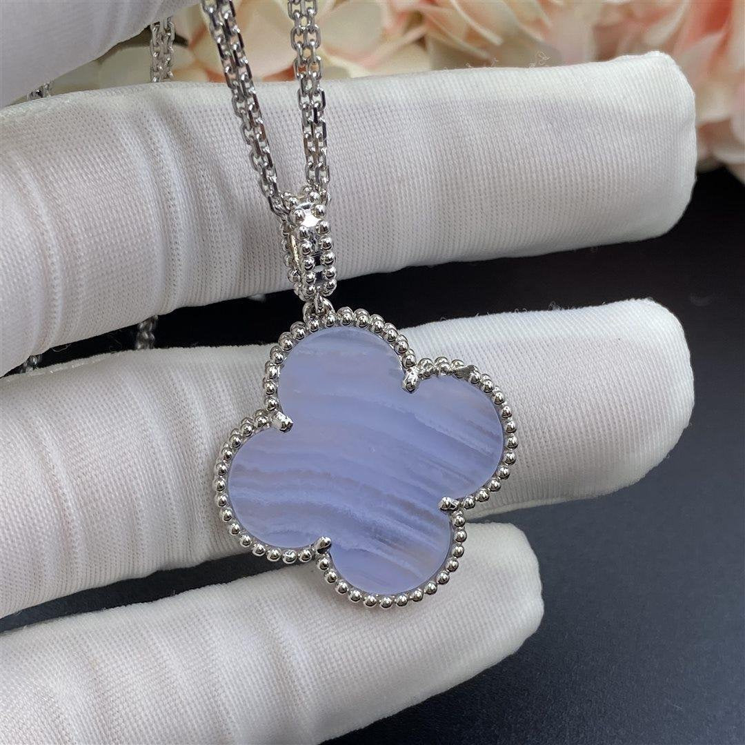 [ORA]CLOVER SILBER CHALCEDON GROßE KLEEHALSKETTE