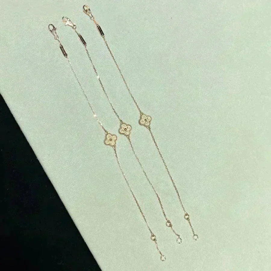 [ORA]CLOVER SINGLE FLOWER BRACELET