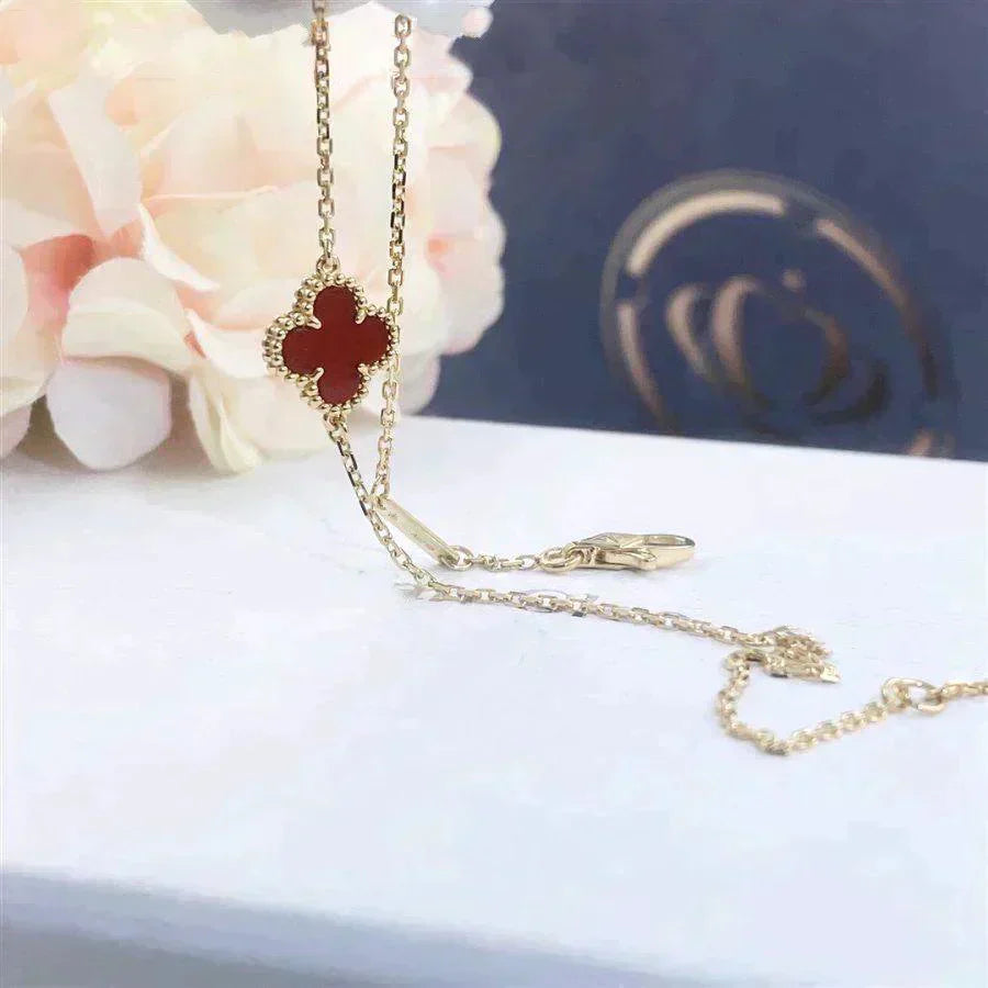[ORA]CLOVER  CARNELIAN SINGLE FLOWER BRACELET