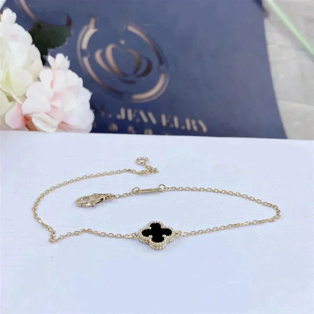 [ORA]CLOVER ONYX SINGLE FLOWER BRACELET