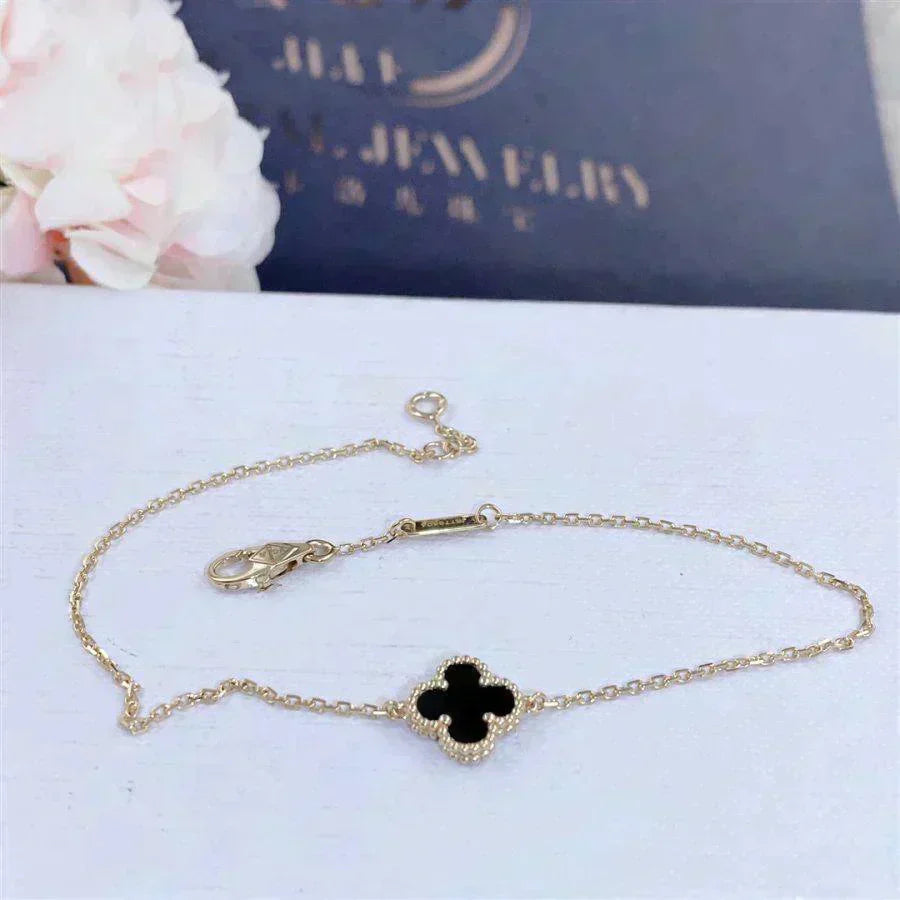 [ORA]CLOVER ONYX SINGLE FLOWER BRACELET