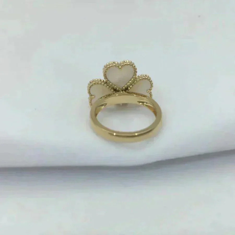 [ORA]SWEET CLOVER WHITE MOP RING