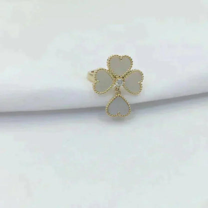 [ORA]SWEET CLOVER WHITE MOP RING