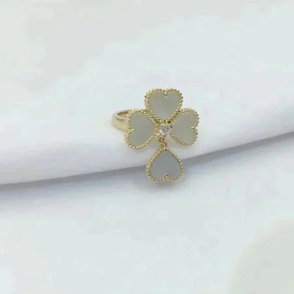 [ORA]SWEET CLOVER WHITE MOP RING