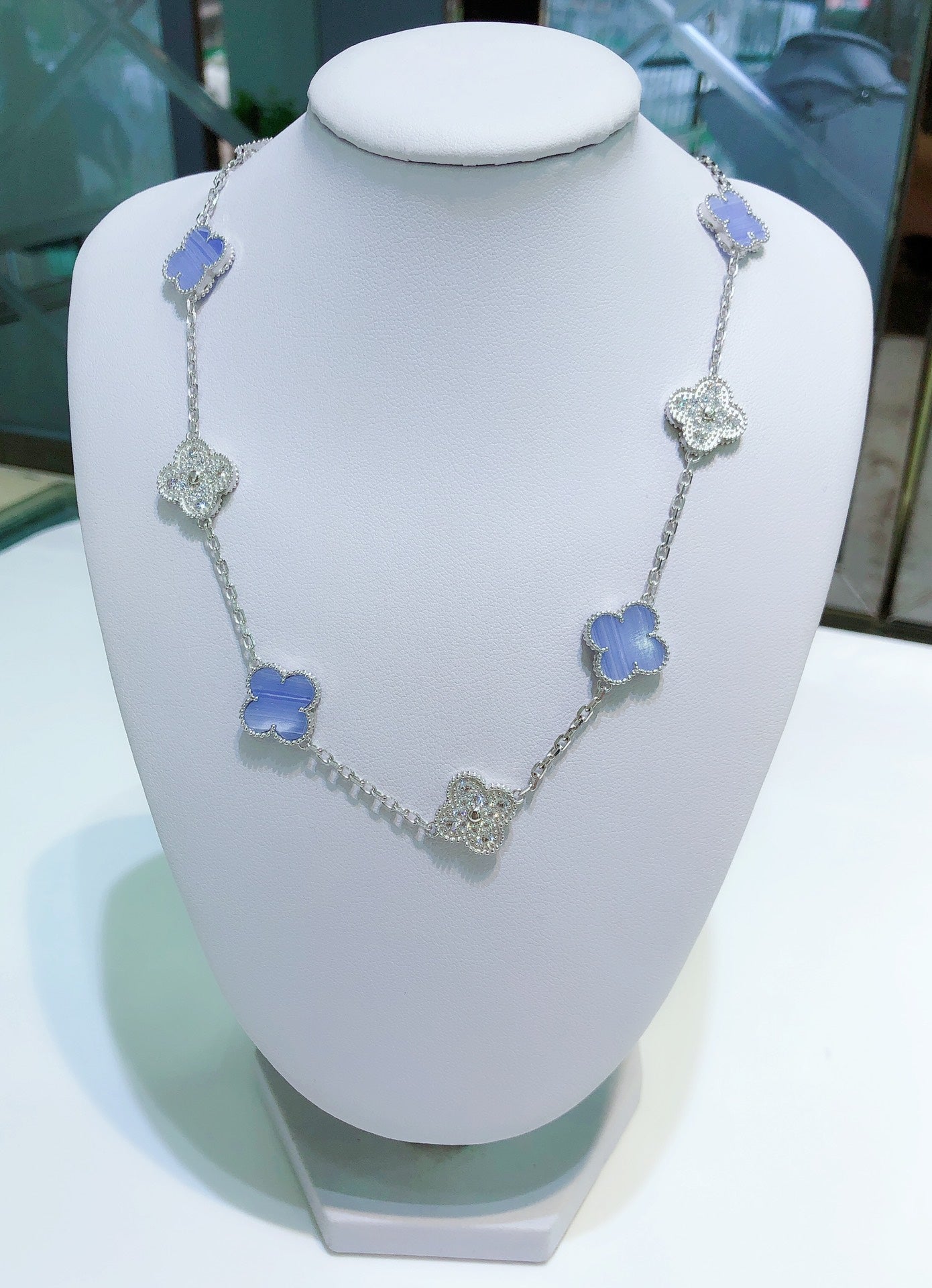 [ORA]KLEE 10 MOTIVE CHALCEDON DIAMANTEN SILBER HALSKETTE