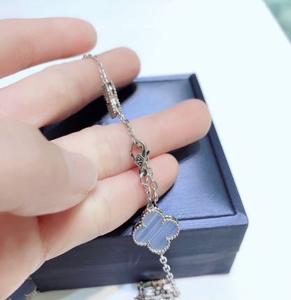 [ORA]KLEE 10 MOTIVE CHALCEDON DIAMANTEN SILBER HALSKETTE